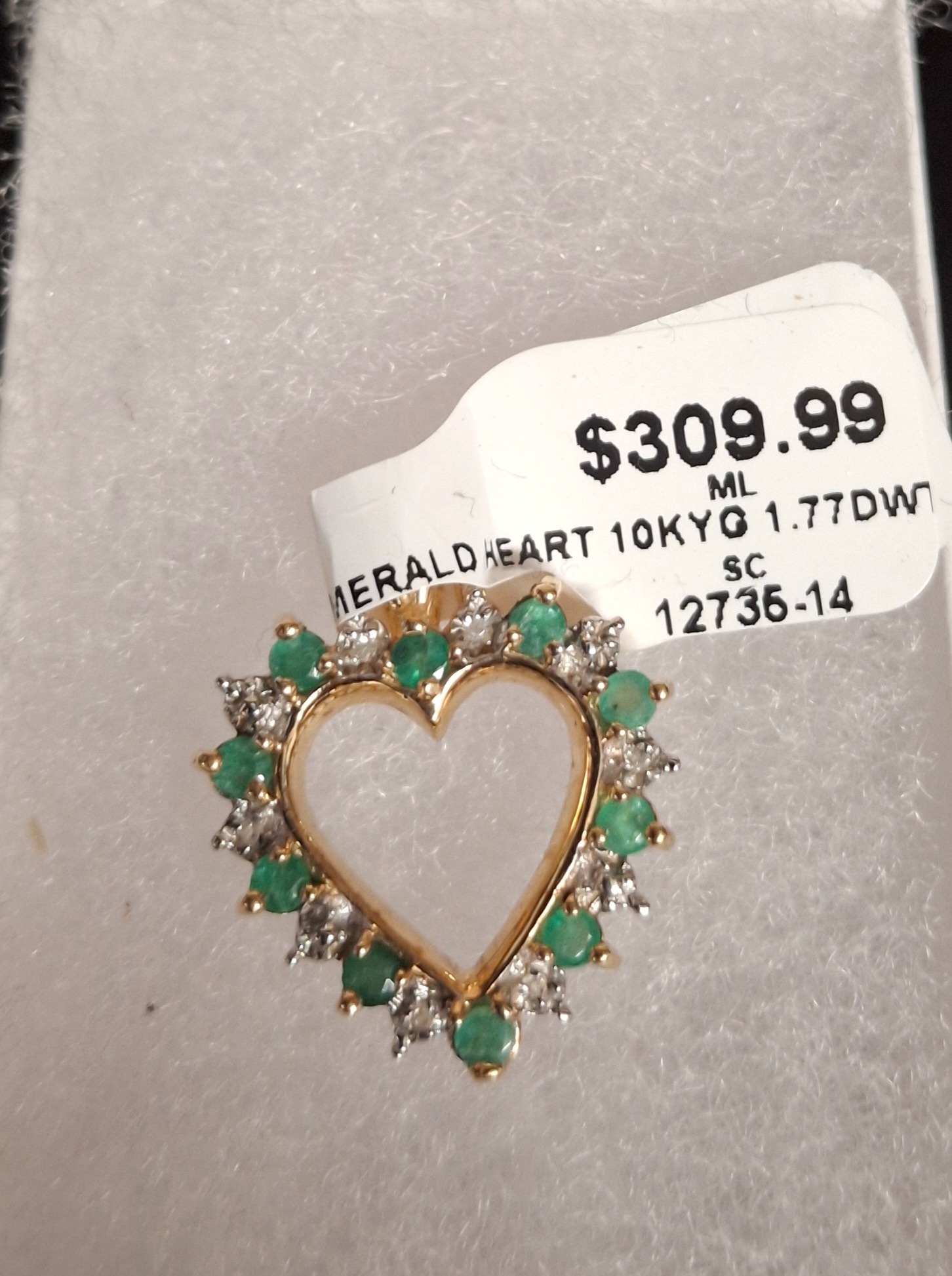Emerald Heart Pendant :NA MODEL NA: 1.77DWT 10K-Y/G
