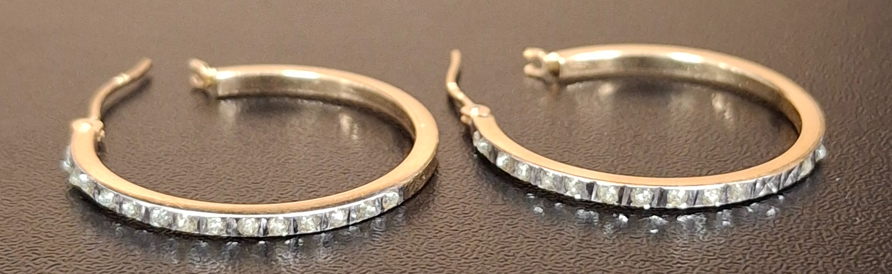 GOLD EARRINGS: NA MODEL NA: 0.69DWT 14K-Y/G
