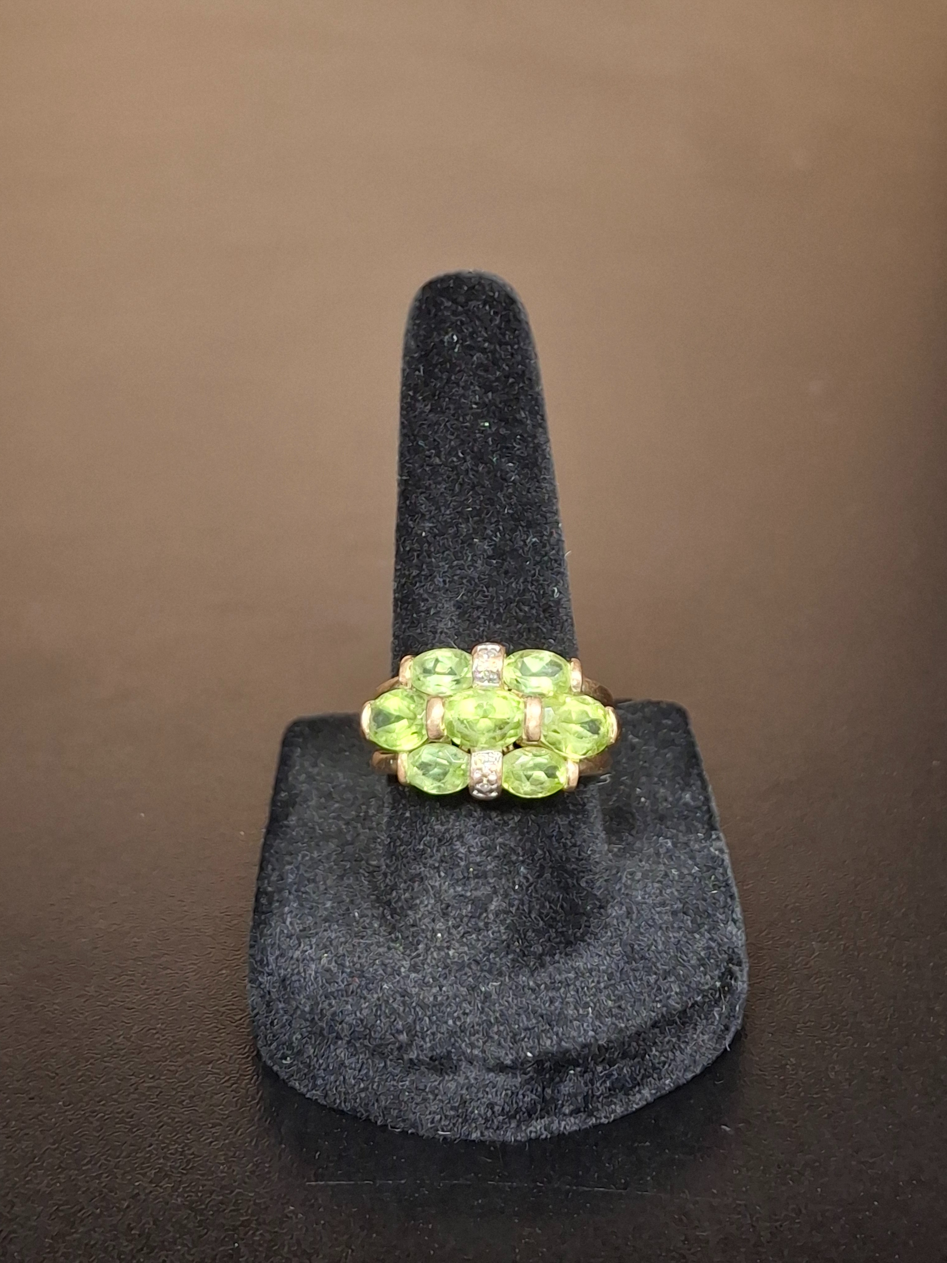LADY'S GOLD RING: NA MODEL NA: 4.54DWT 14K-Y/G