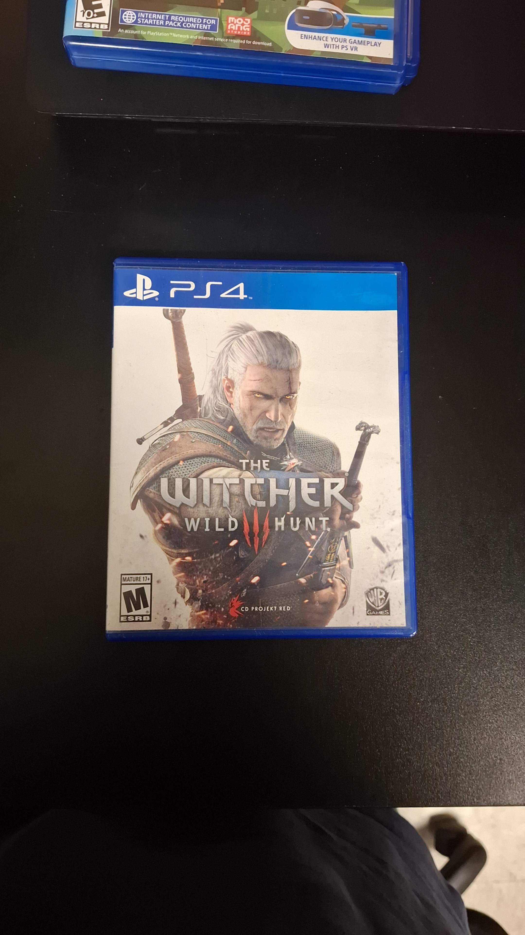 PLAYSTATION 4:The Witcher Wild Hunt