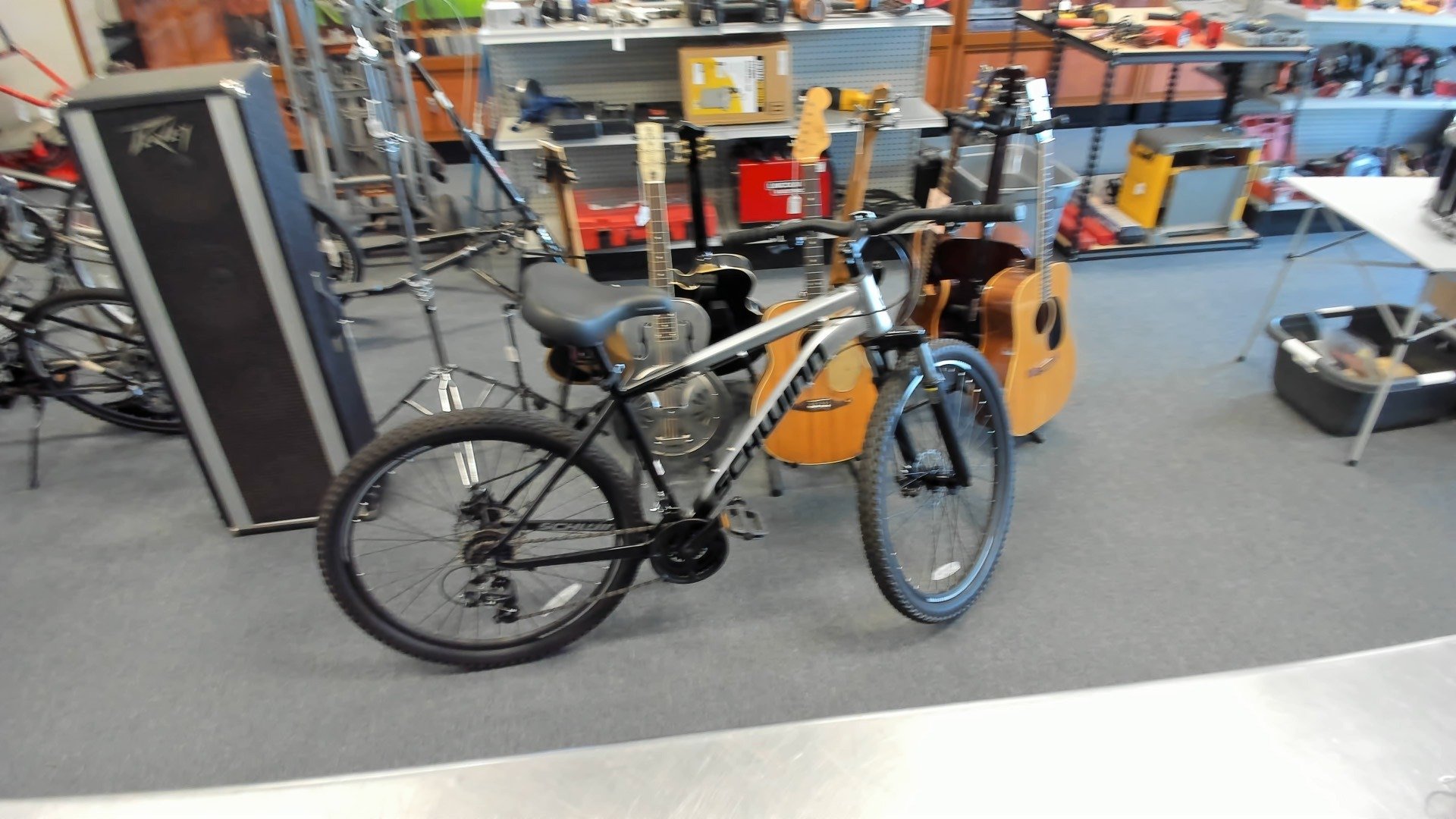 al comp schwinn al comp 26" mountain bike - Good