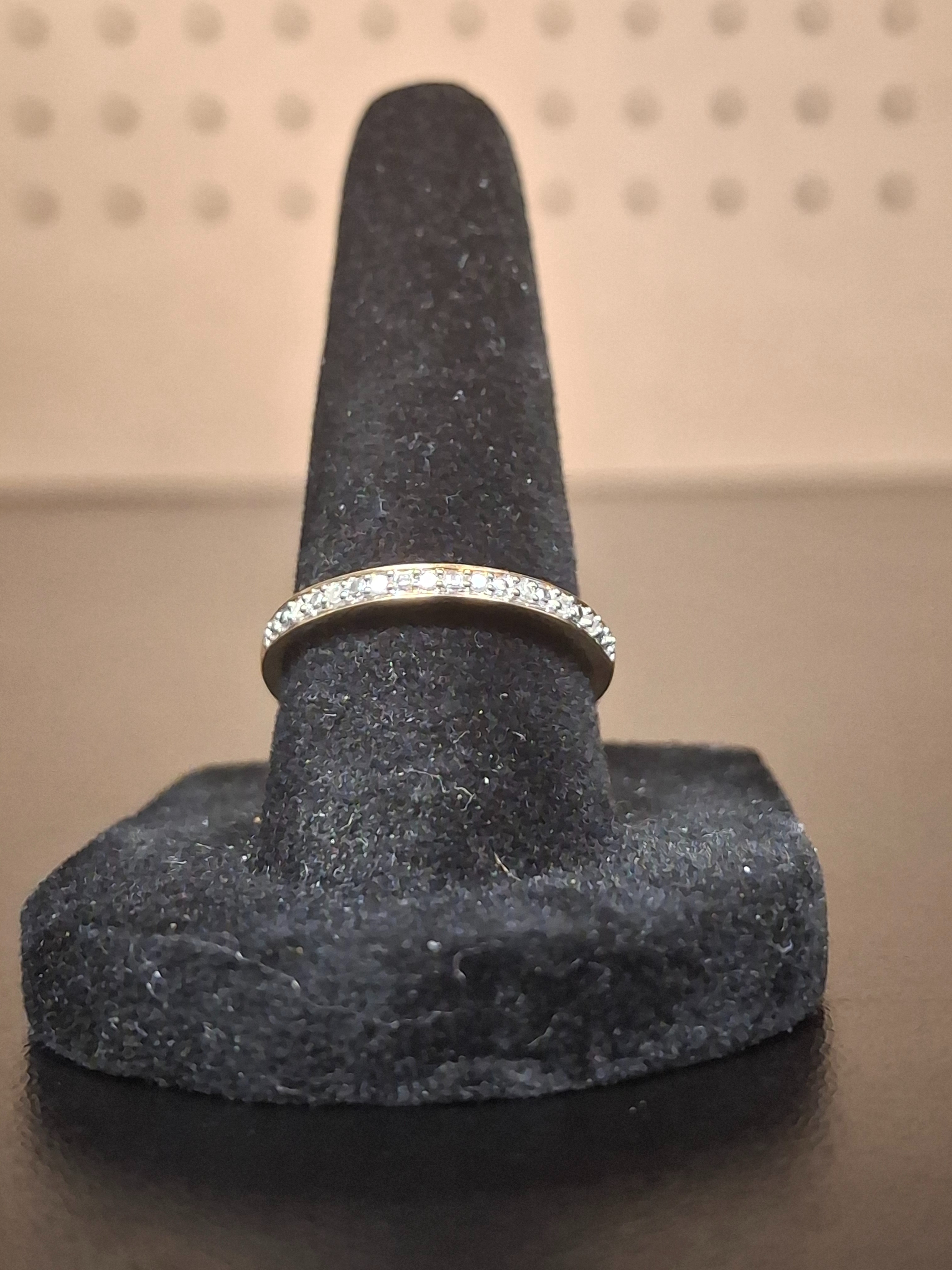 LADY'S GOLD RING: NA MODEL NA: 1.1DWT 10K-Y/G