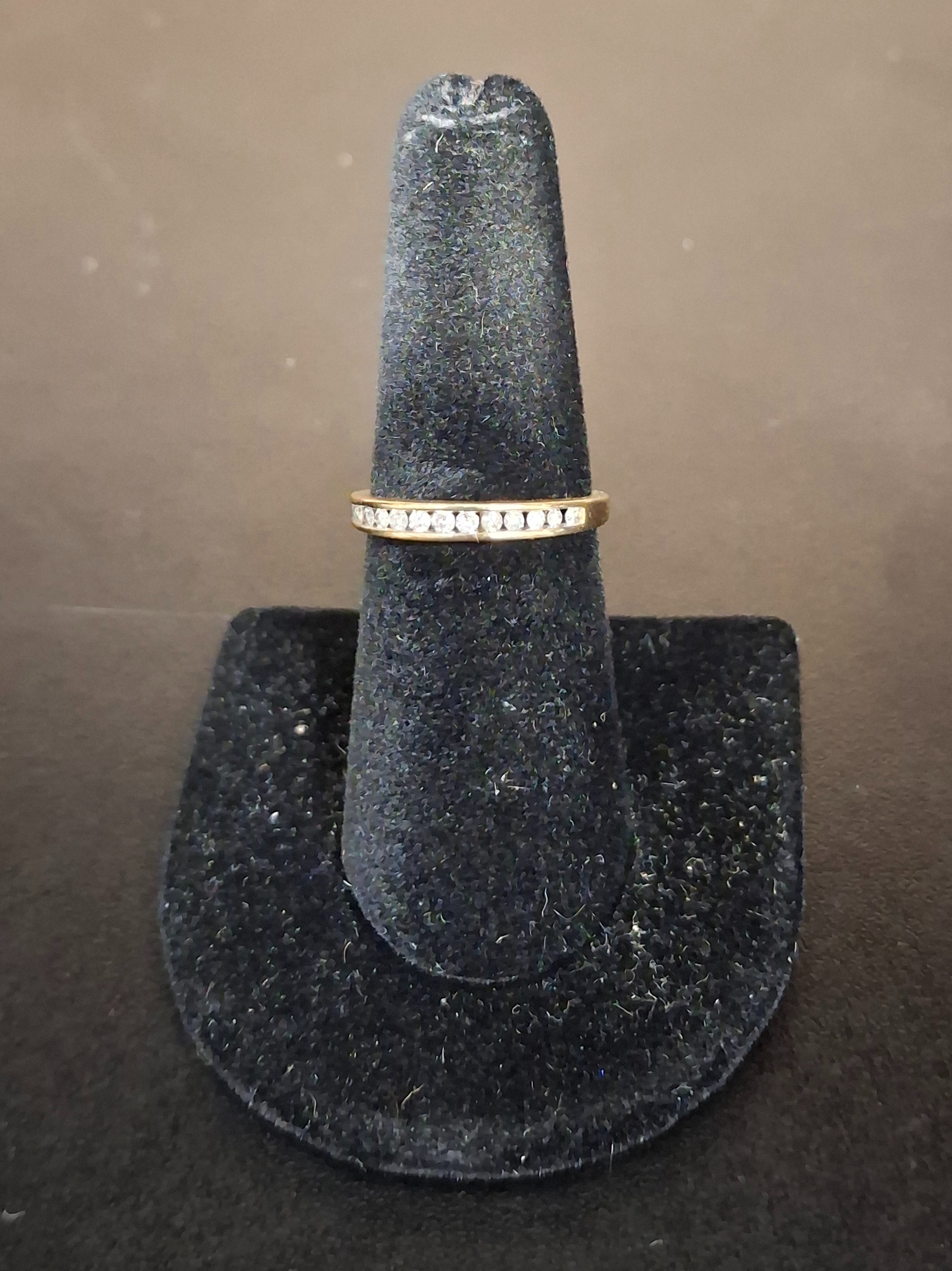 LADY'S GOLD RING: NA MODEL NA: 1.21DWT 10K-Y/G