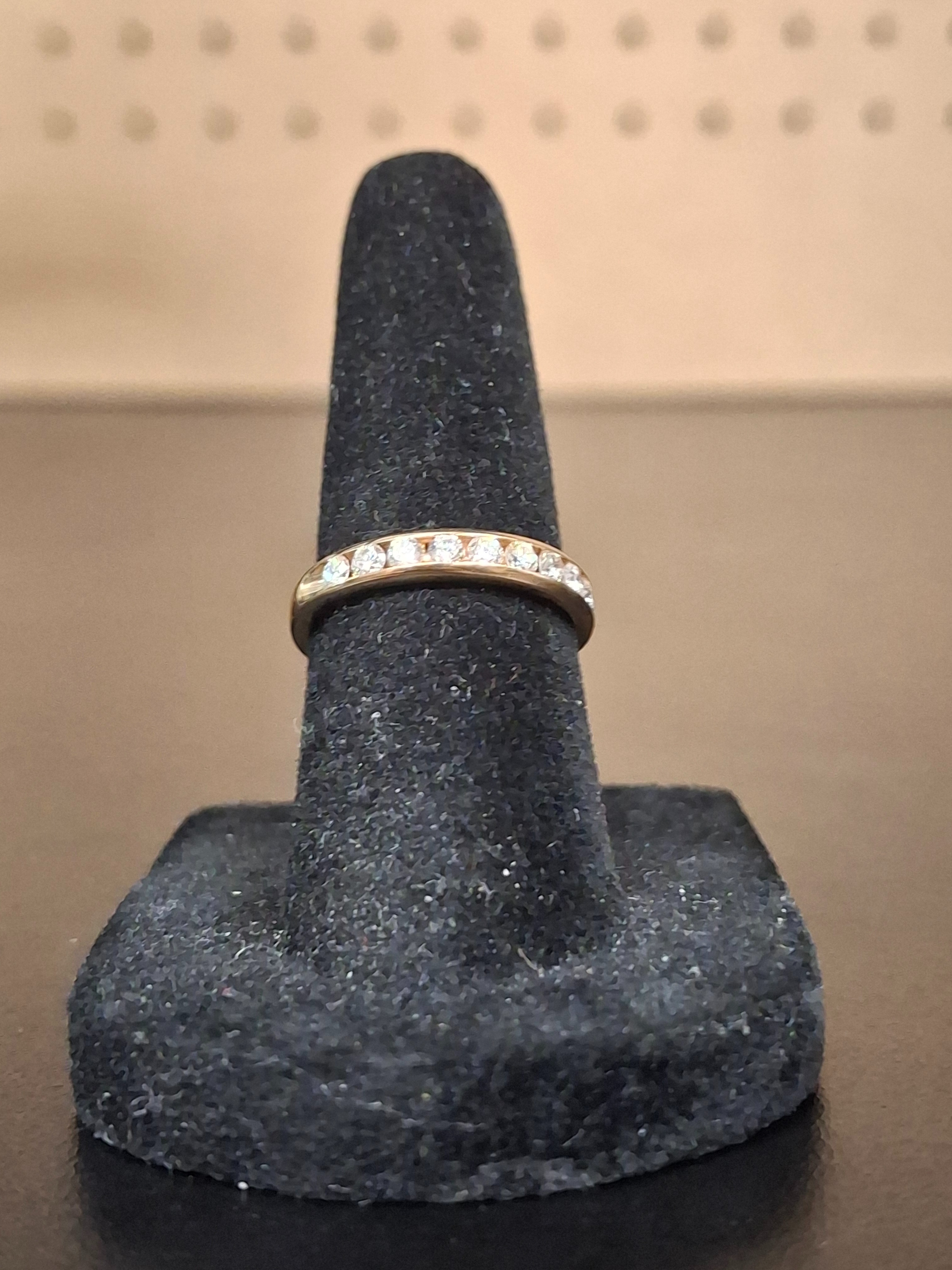 LADY'S GOLD RING: NA MODEL NA: 1.26DWT 10K-Y/G