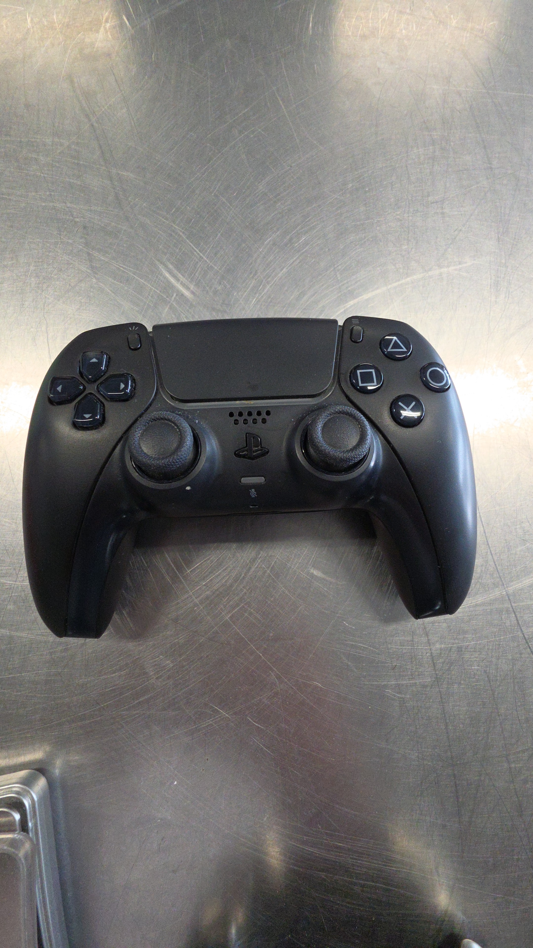 VIDEO GAME CONTROLLER: SONY MODEL PS5 - CONTROLLER - WIRELESS - CFI-ZCT1W, SERIAL NUMBER NA, WHITE