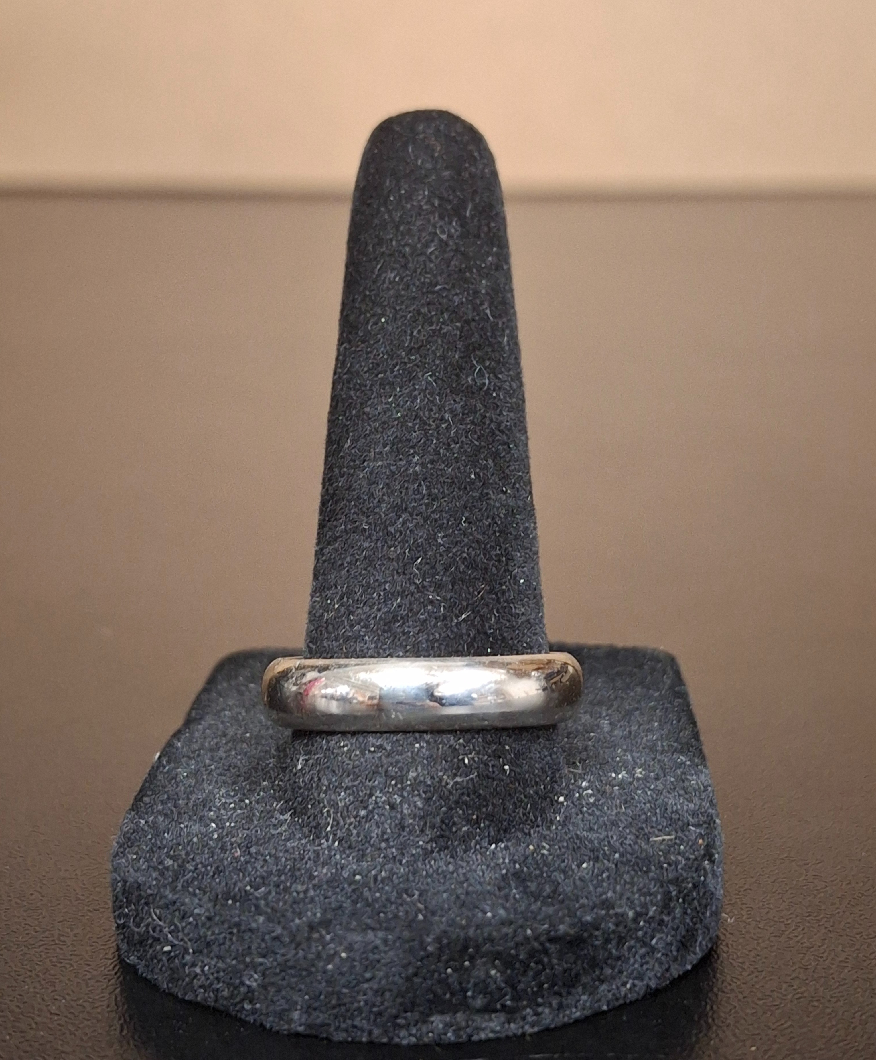 UNISEX GOLD RING: 3.29DWT 14K-W/G
