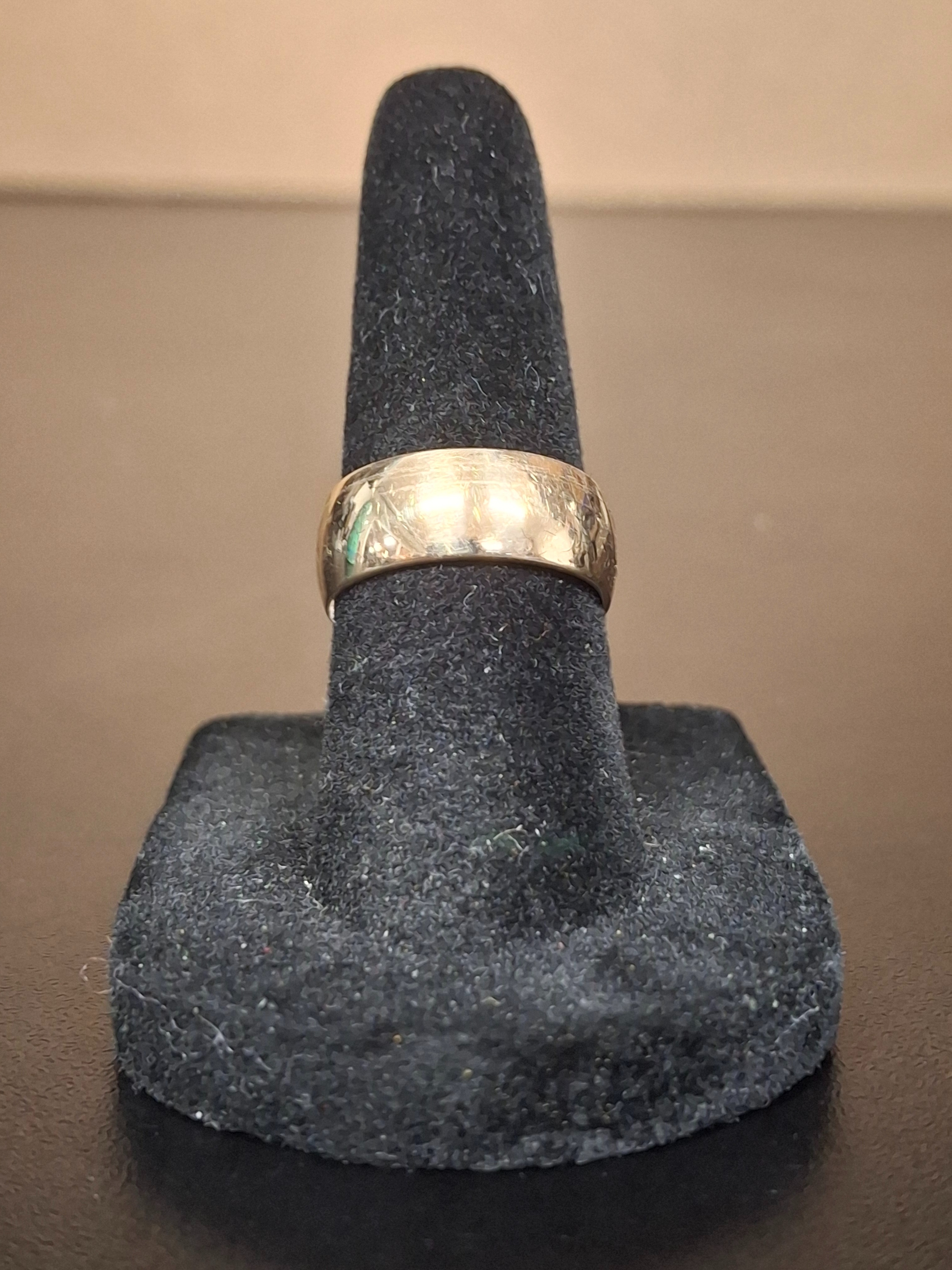 LADY'S GOLD WEDDING BAND: 3.23DWT 14K-Y/G