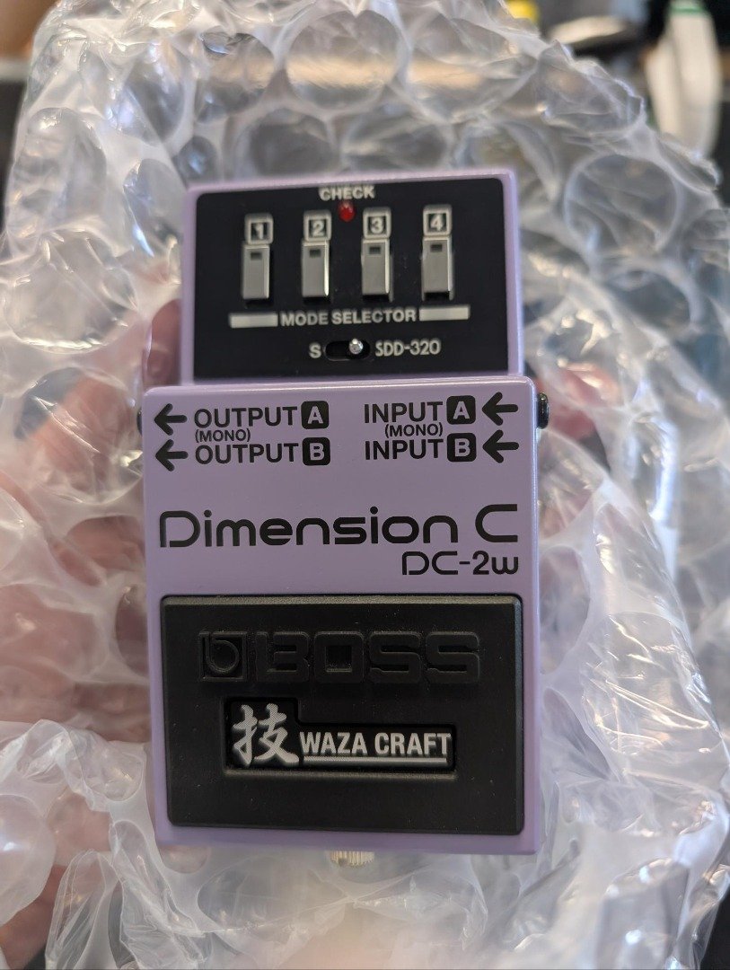 EFFECT EQUIPMENT: BOSS MODEL DC-2W, S/N BOSS DIMENSION C DC-2W PURPLE